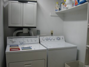 redberrydeals_laundryroom_after3