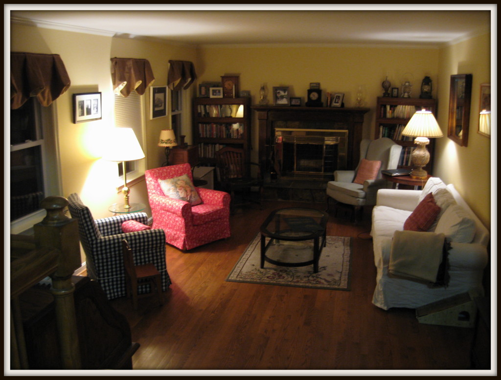 redberrydeals_livingroom_day1